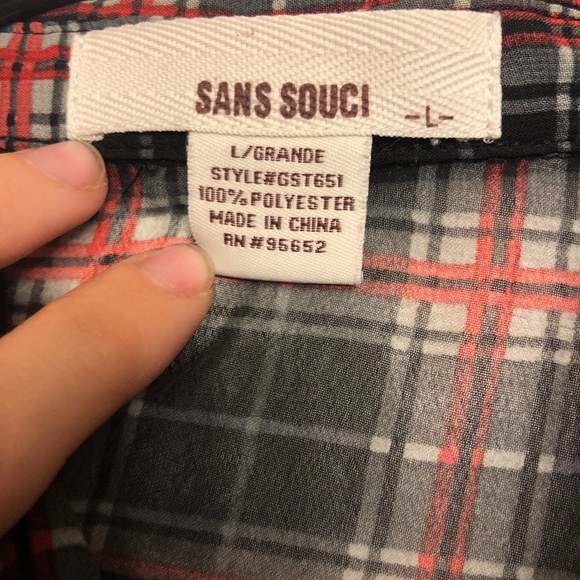 button up - Picture 2 of 3